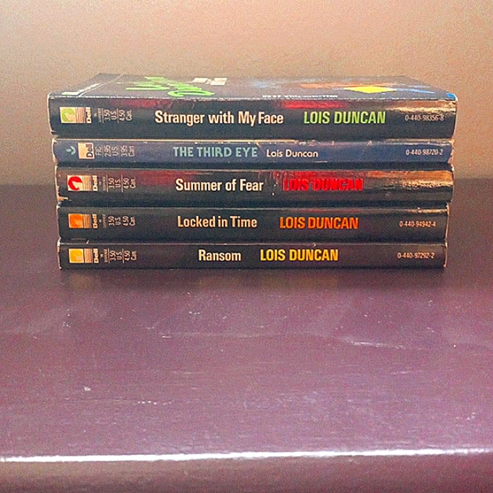 Vintage young adult horror collection by Lois Duncan